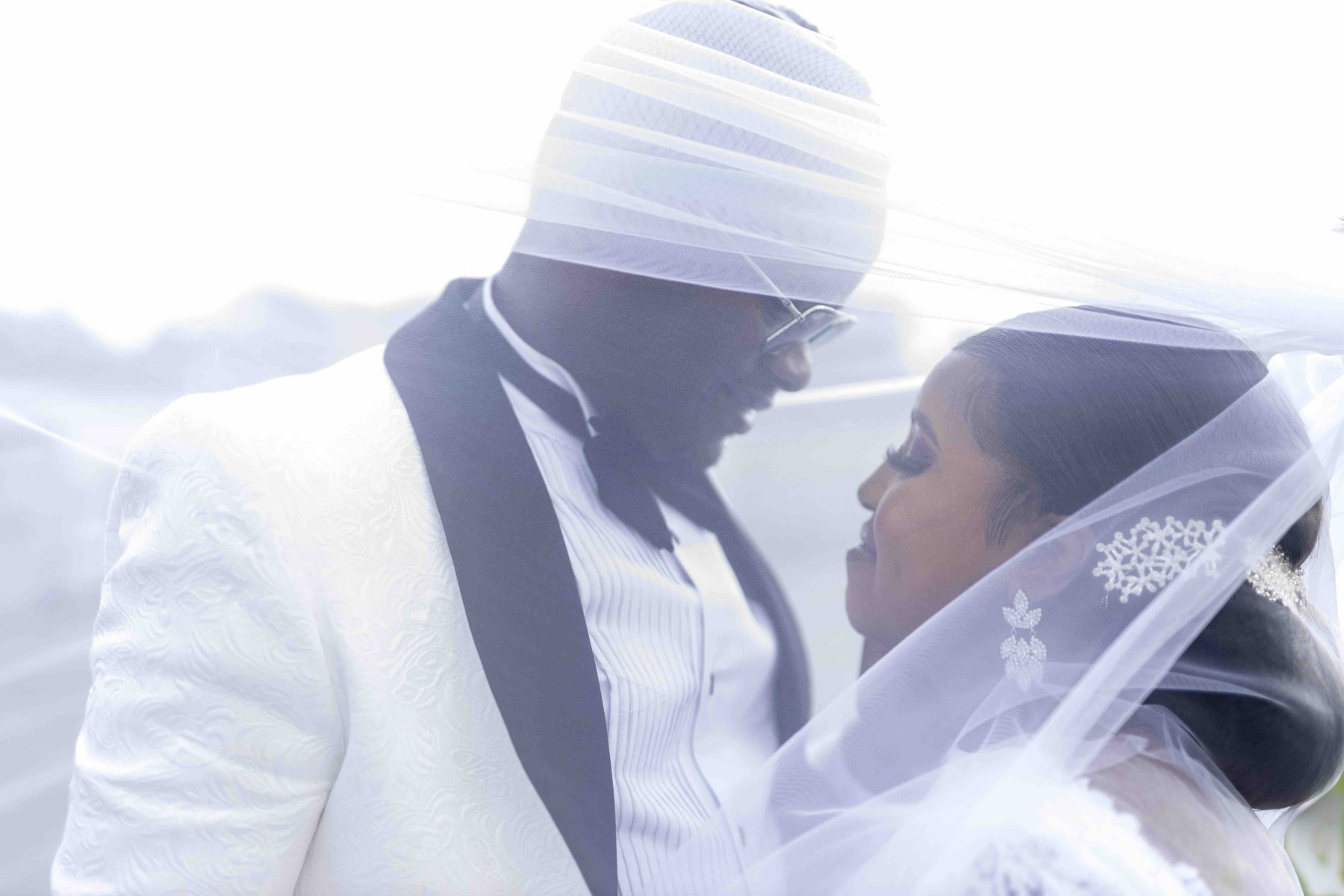 Phile & Tshepo, Wedding in Benoni - photographed by Sizwe Photography